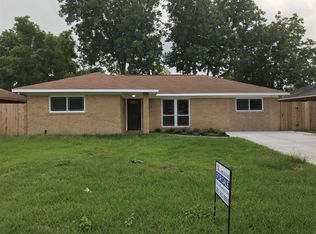 146 Bizerte St, Houston, TX 77022
