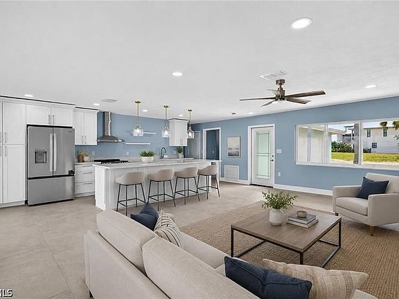 2nd image of 3 Bayview Blvd