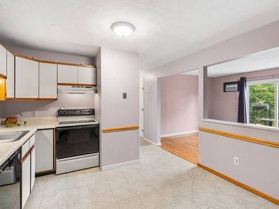 6 Apricot St APT 10, Worcester, MA, 01603