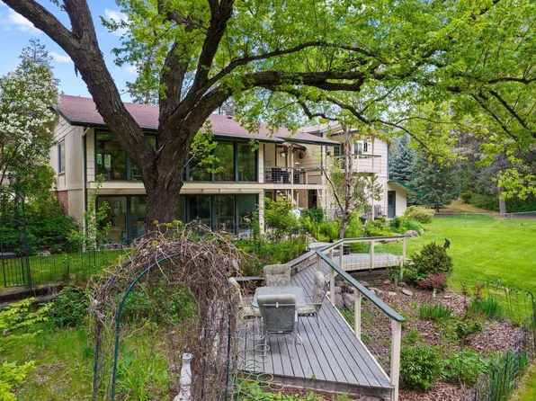 28003 N Hardesty Rd, Chattaroy, WA 99003