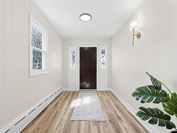 5th image of 12 Union St