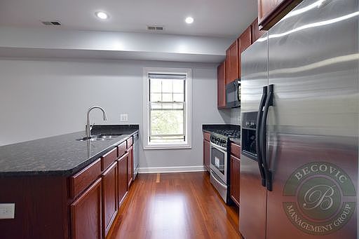 5th image of 7363 N Ashland Blvd #G