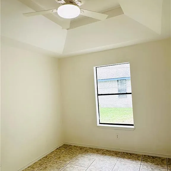 203 Encino Dr — Photo 10