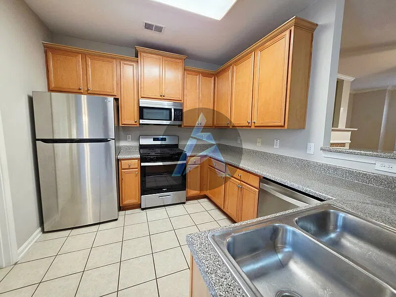 2 bed, 2.5 bath, 1479 sqft, $1,850 — Photo 4