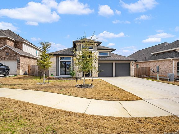 3rd image of 118 Capano Creek