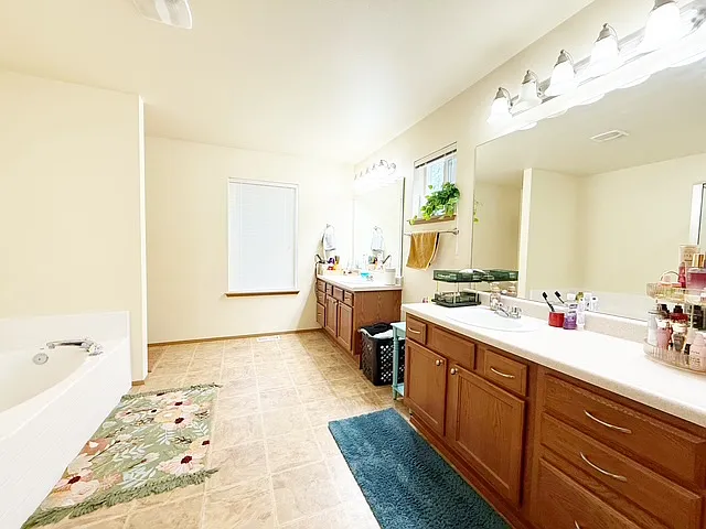 21302 Brevik Pl NW — Photo 32