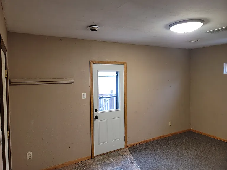 5418 Main St — Photo 12