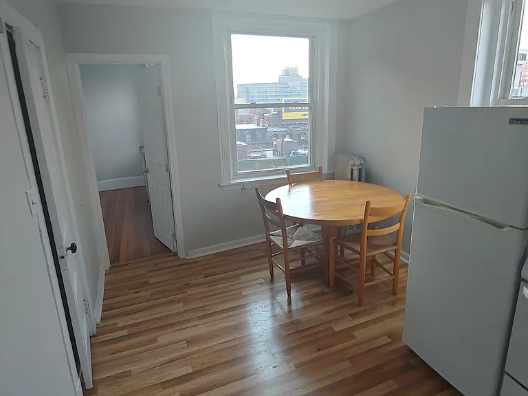 70 Joy St #10 — Photo 4