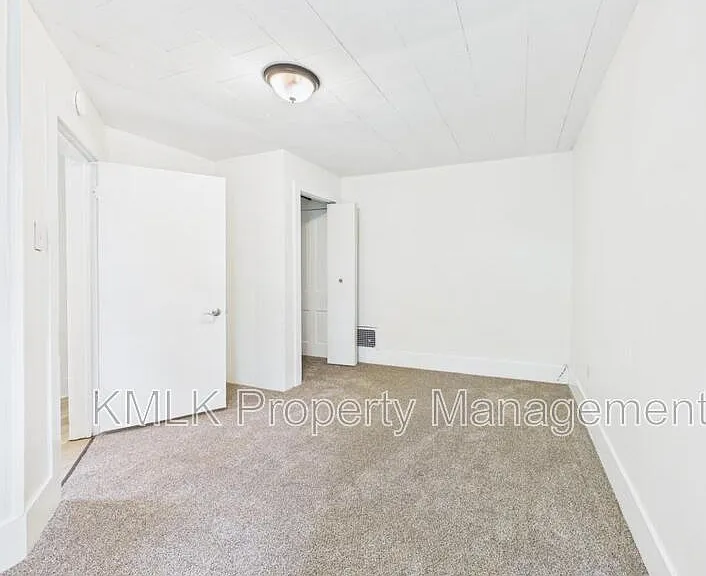 508 Crouse St — Photo 28