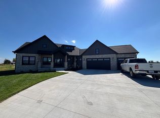 1569 Bluestem Trl, Seward, NE 68434