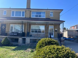 134 Giltspur Dr, Toronto, ON M3L 1M9