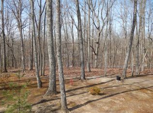 108 Chickasaw Dr, Crossville, TN 38572