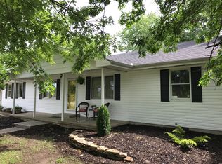 907 217th St, Fort Scott, KS 66701