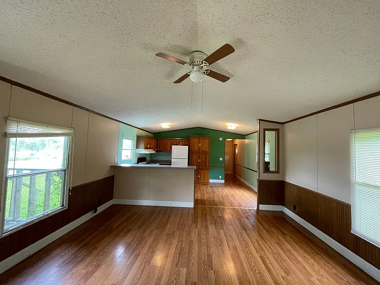 33 S Parakeet Cv — Photo 3