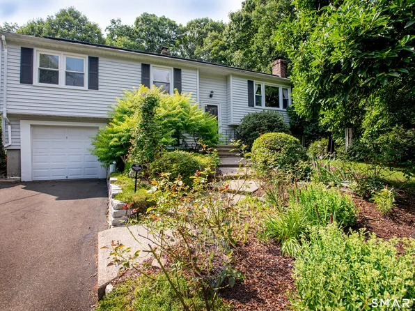 25 Booth Terrace, Hamden, CT 06518