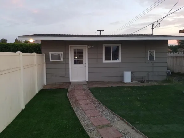 38085 Rancho Los Coyotes Dr #B, Indio, CA 92203
