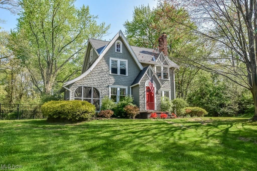 Real estate listing image