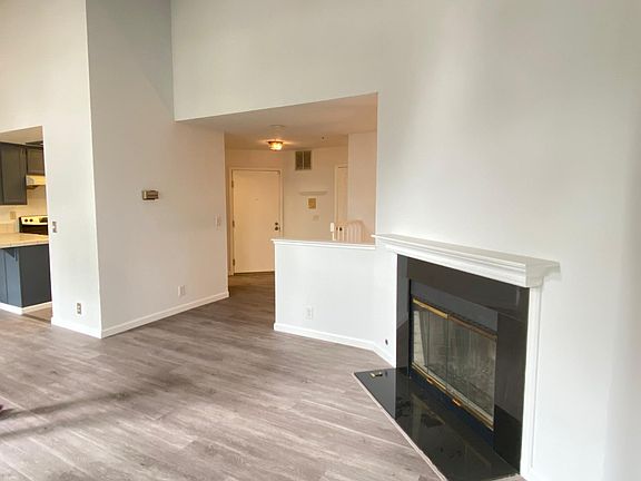 4th image of 367 Barbara Ln