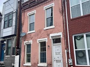 2152 Cross St #1, Philadelphia, PA 19146