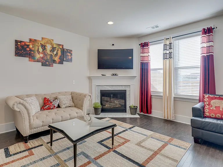 1332 Fairbanks St — Photo 21