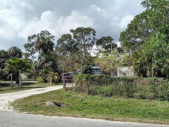 3rd image of 7636 Marx Dr