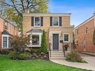 6215 N Leona Ave, Chicago, IL, 60646
