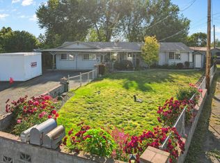 916 Chestnut St, Medford, OR 97501