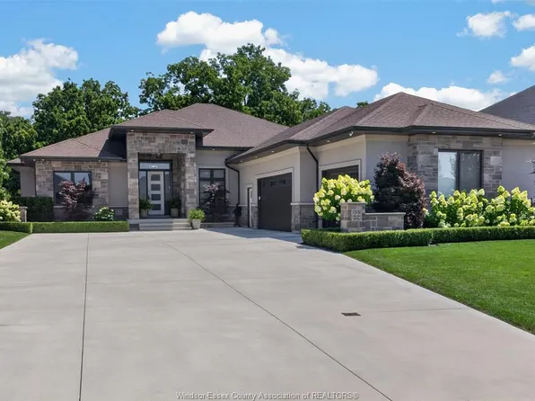 22 Emily Ave, Kingsville, ON N9Y 0C8