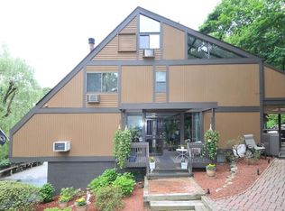 102 Ogden Ave, Dobbs Ferry, NY 10522