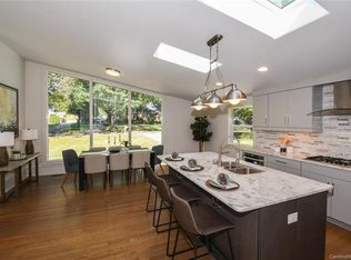 411 Lansdowne Rd, Charlotte, NC 28270