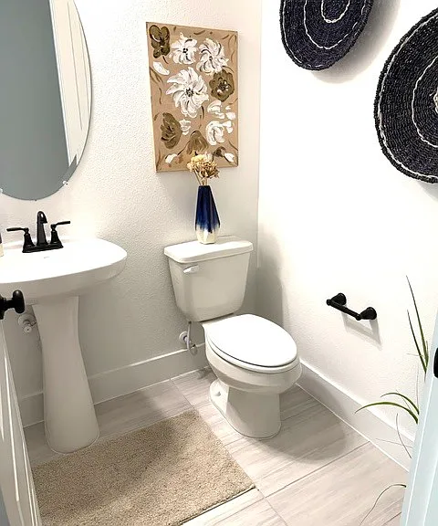 17141 Oxborough Dr — Photo 18