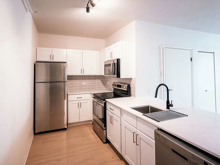Tallmadge Lofts — Photo 15