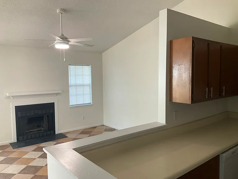138 Witten Cir #A — Photo 19