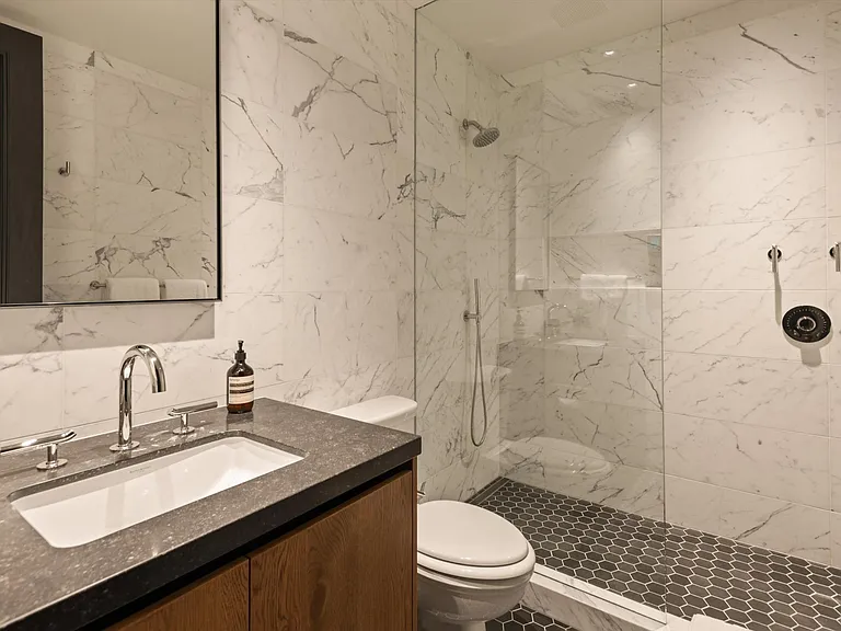 379 Divide Dr — Photo 31