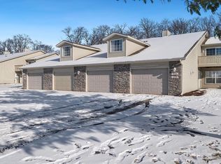 443 Mill Ridge Dr, Byron, IL 61010
