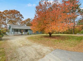 380 E Putnam Rd, Putnam, CT 06260