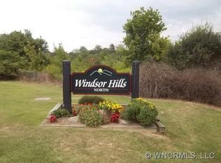 172/175 Azalea Way #2&3, Hendersonville, NC 28792