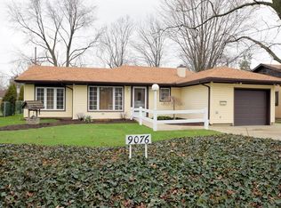 9076 W Ridgewood Dr, Parma Heights, OH 44130