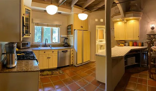 16400 Matilija Dr #C — Photo 18