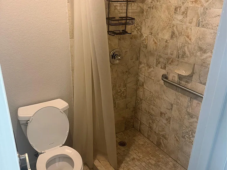 7604 Bender Dr — Photo 13