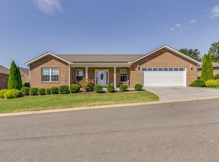 2107 Zion Dr, Sevierville, TN 37862
