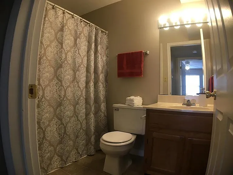 101 Northfield Dr — Photo 7