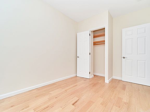 4th image of 516 E 80th St APT 12