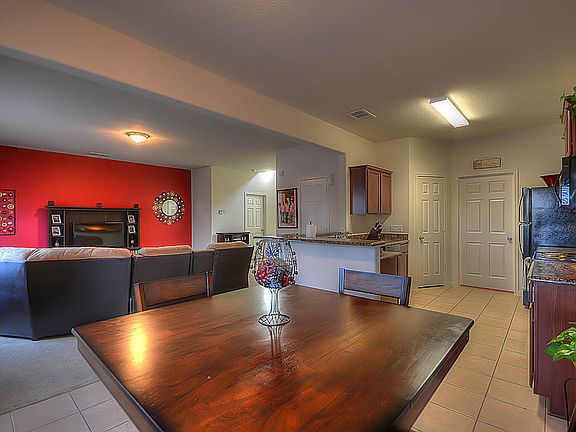 5th image of 111 Kincaid Dr