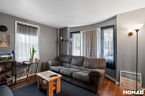 38 Prescott St Photo 1