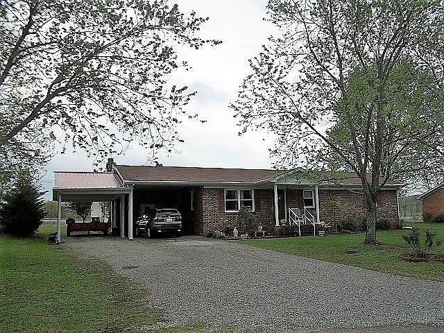 1st image of 115 Crescent Dr