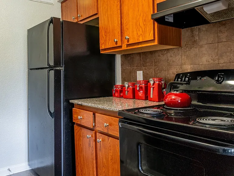 Reserve at Westwood — Photo 2