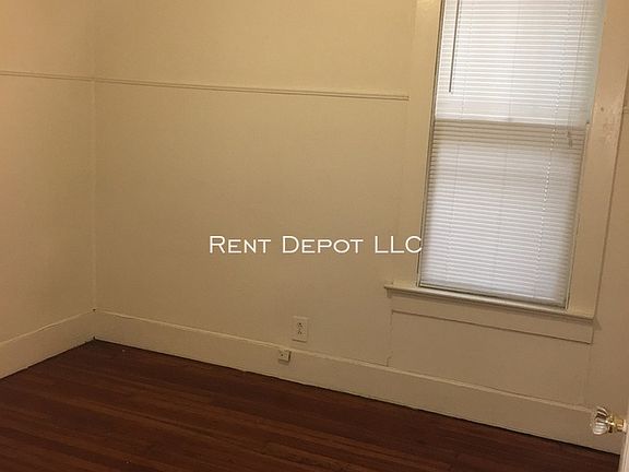 4th image of 1718 S Bedford Ave