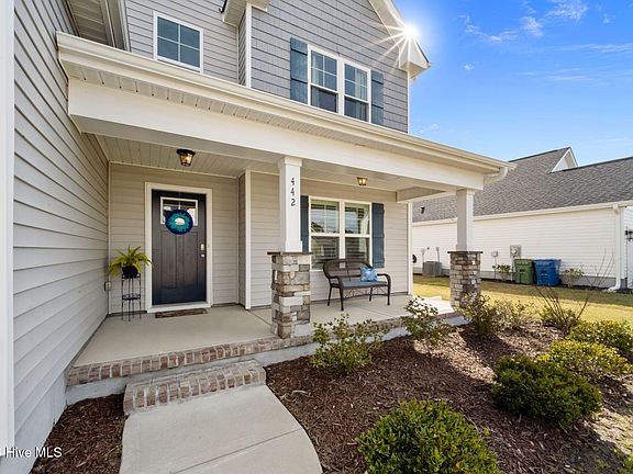 4th image of 442 Pebble Shore Drive