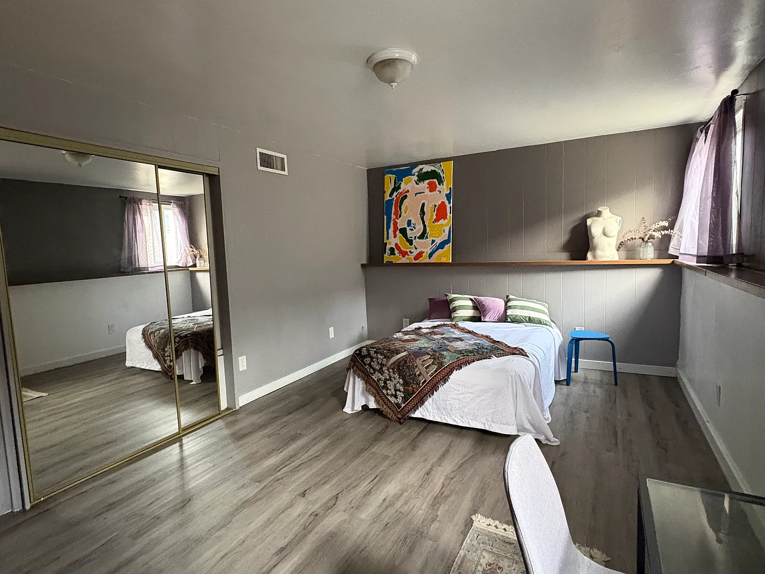 5 bed, 3000 sqft, $1,390 — Photo 4